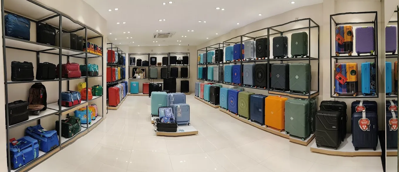 American Tourister & Samsonite